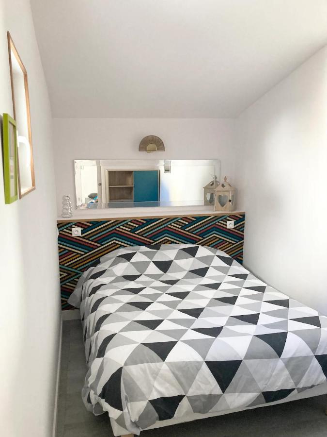 La Petite Maison Tahet, 2 Pers Avec Terrasse Basse-Indre Luaran gambar