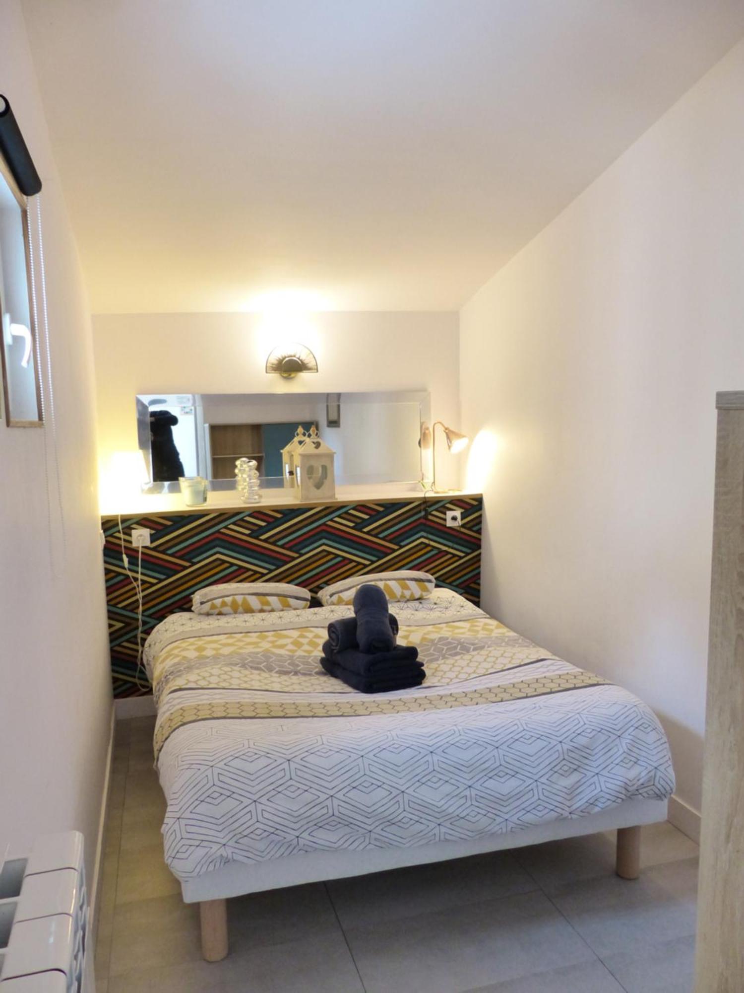 La Petite Maison Tahet, 2 Pers Avec Terrasse Basse-Indre Luaran gambar