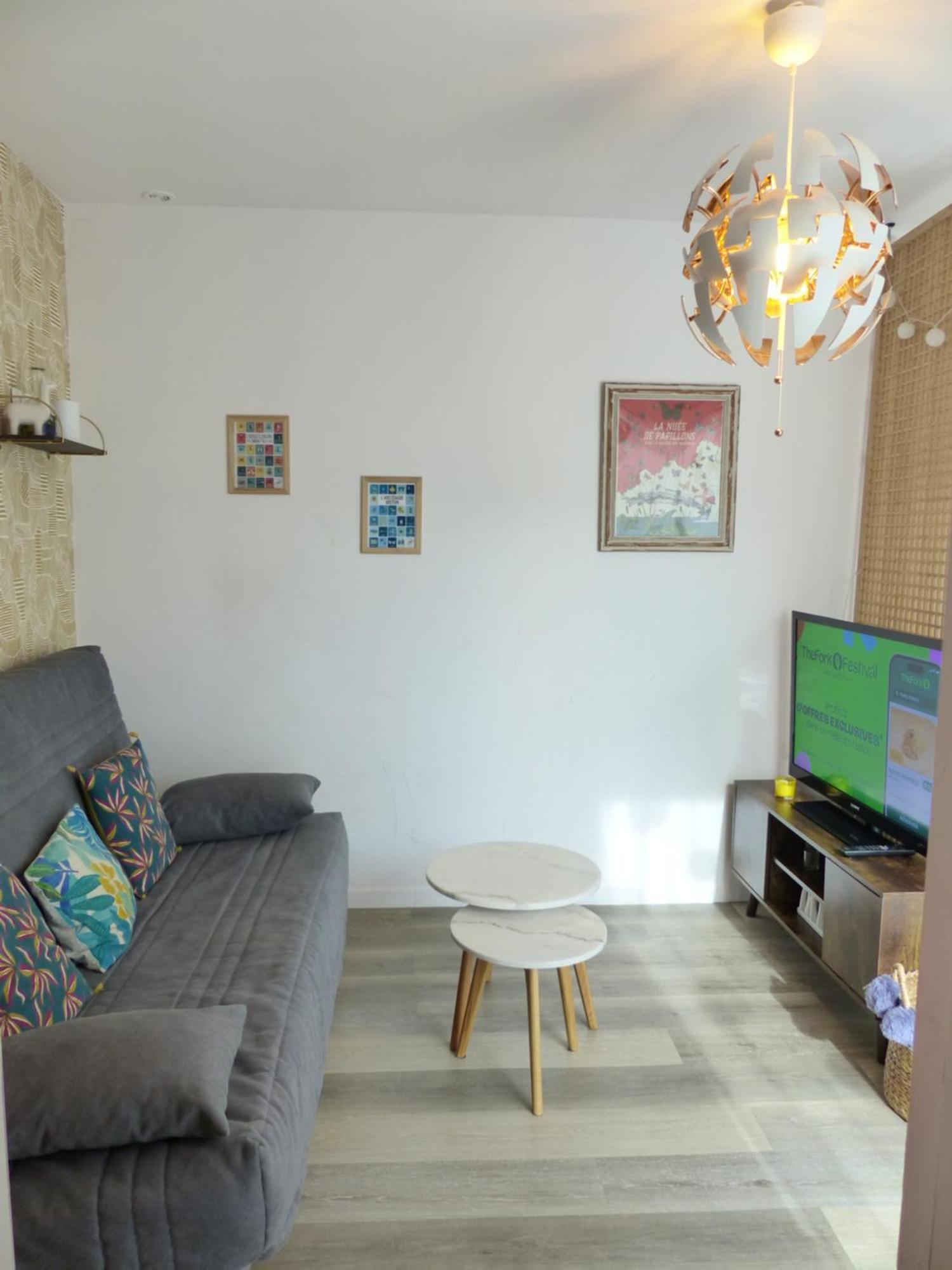 La Petite Maison Tahet, 2 Pers Avec Terrasse Basse-Indre Luaran gambar